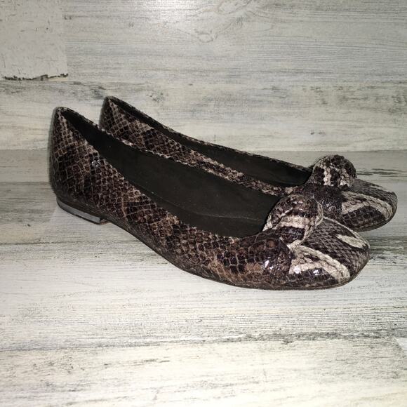 Stuart Weitzman Ballerina Flats Womens 6 Snake Skin Animal Print Ballet Shoes - Picture 4 of 11